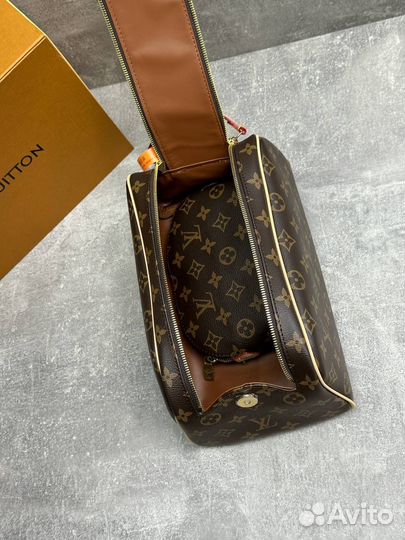 Косметичка женская Louis Vuitton