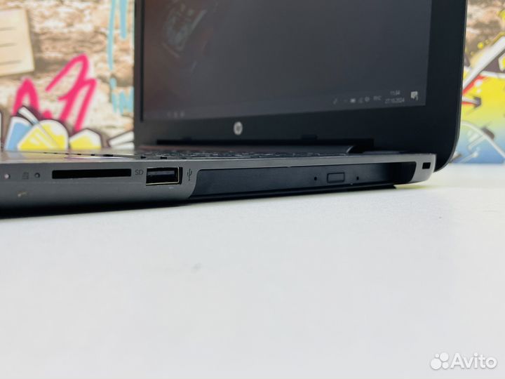 Ноутбук HP Intel x4/4gb/SSD