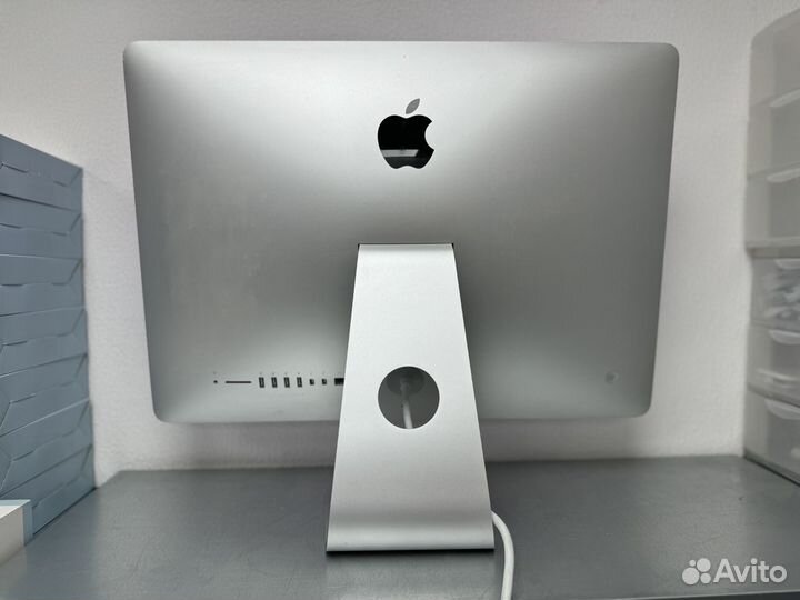 Apple iMac 21.5