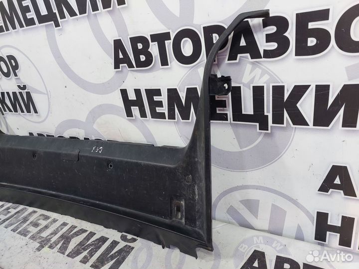 Накладка багажника BMW E39