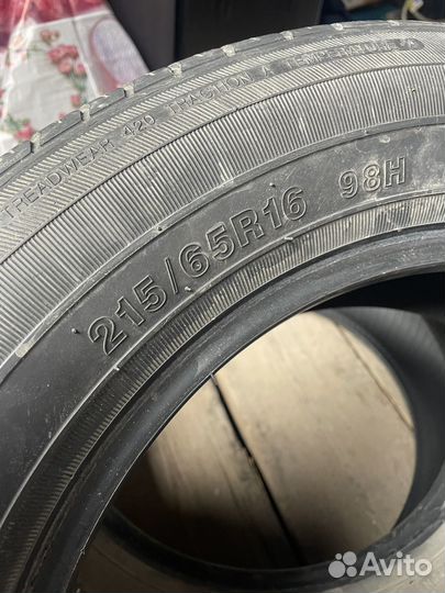 Winrun KF380 215/65 R16