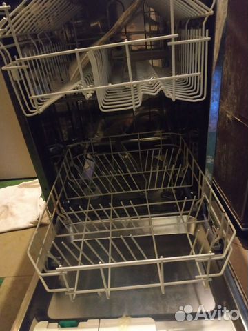 Посудомойка Electrolux узкая