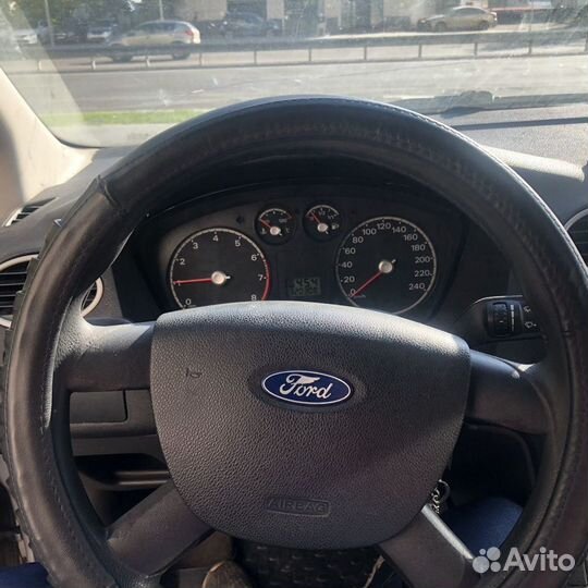 Ford Focus 1.6 МТ, 2005, 318 000 км