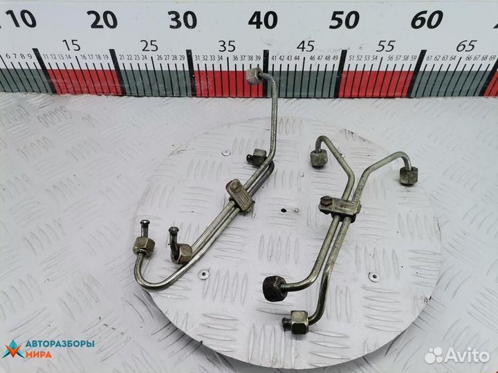 Трубка топливная seat Leon 2002 038130301B