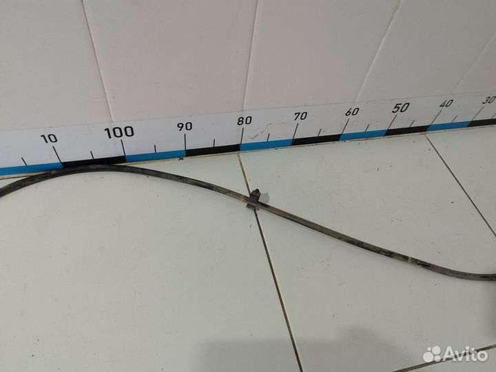 Трос стояночного тормоза правый Mondeo IV 2007