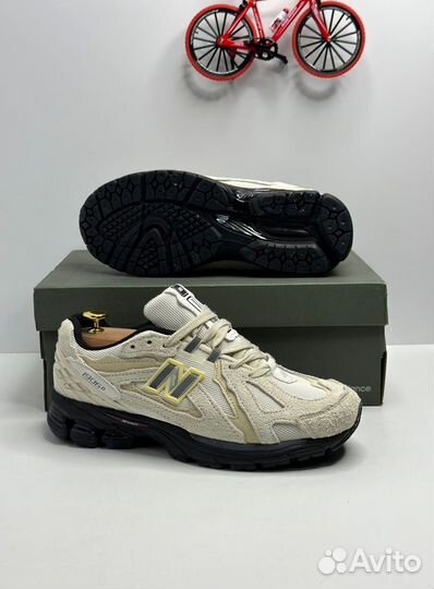 Кроссовки New Balance 1906