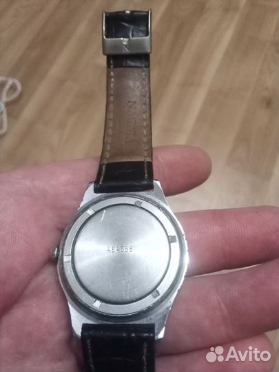 Наручные часы