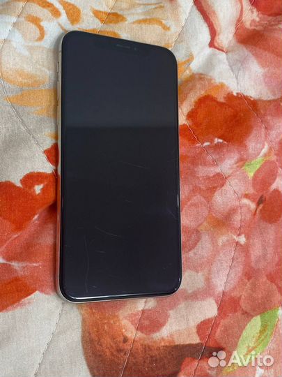Телефон iPhone X