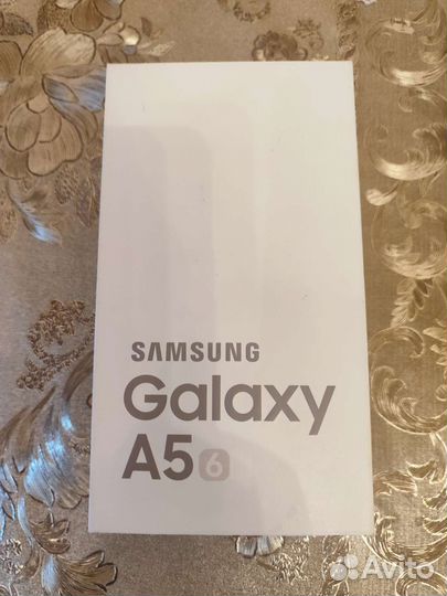 Зарядное устройство для телефона samsung и коробка