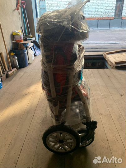 Прогулочная коляска capella