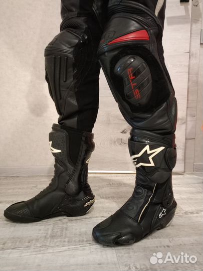 Продам мотошлем. Каску. Caberg V2 407