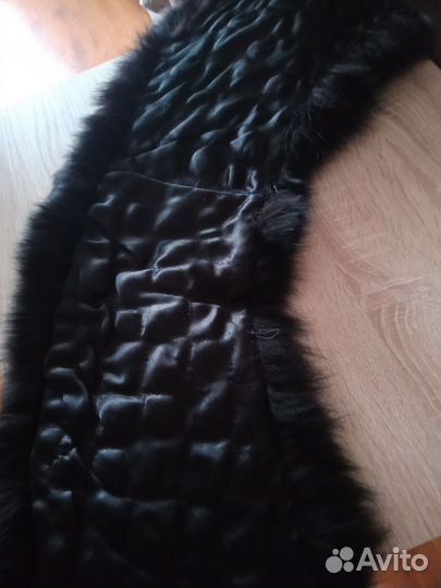 Меховой воротник чернобурка