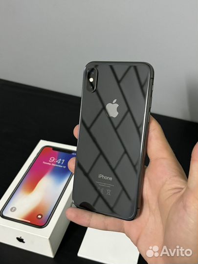 iPhone X, 64 ГБ