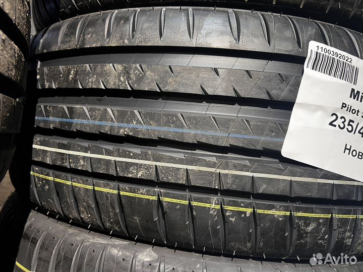 Michelin Pilot Sport 4 235/45 R18