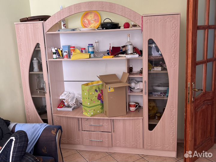 Стенка в гостиную