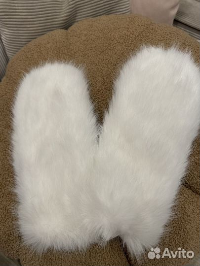 Варежки меховые женские