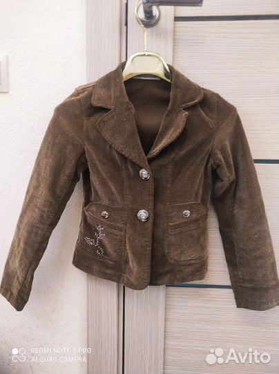 Пиджак для девочки 128р