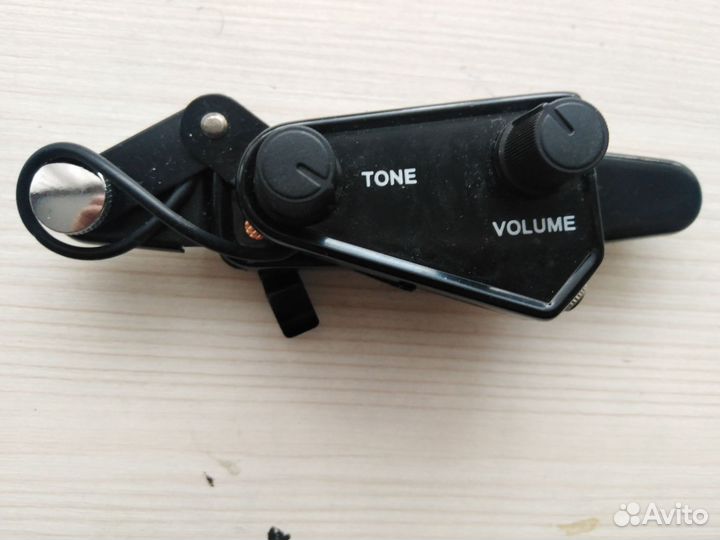 Звукосниматель для электронной гитары