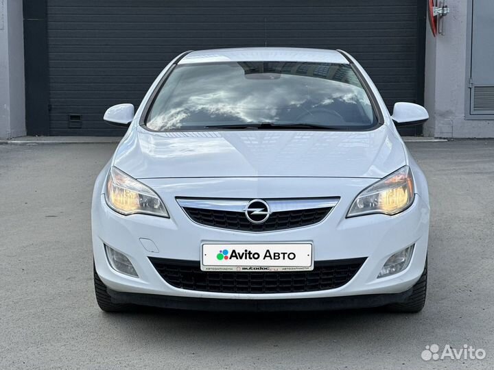 Opel Astra 1.4 МТ, 2010, 164 900 км