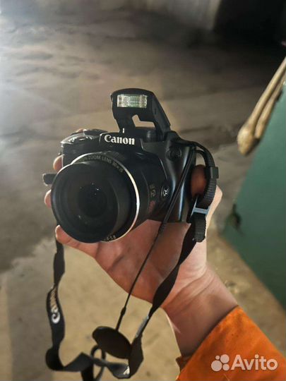 Зеркальный фотоаппарат canon pc2008