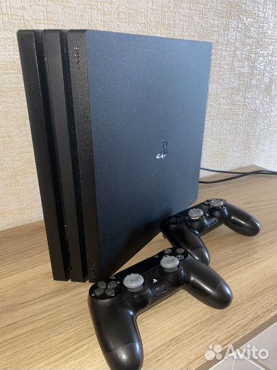 Sony PS4 pro 1tb