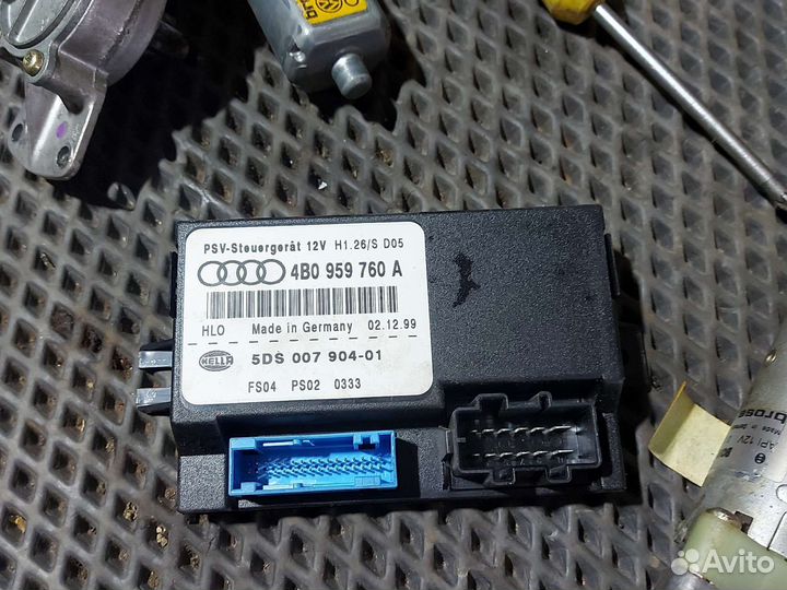 Блок управления сиденьями на audi A6 C5