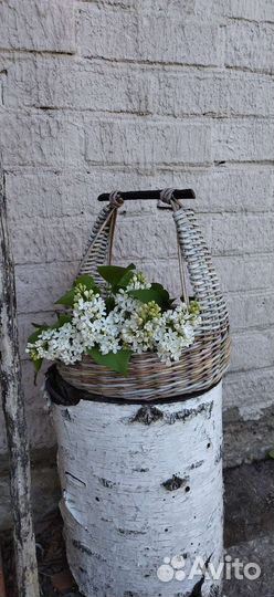 Плетёная корзина из бумажной лозы