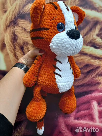 Вязаная игрушка Тигр