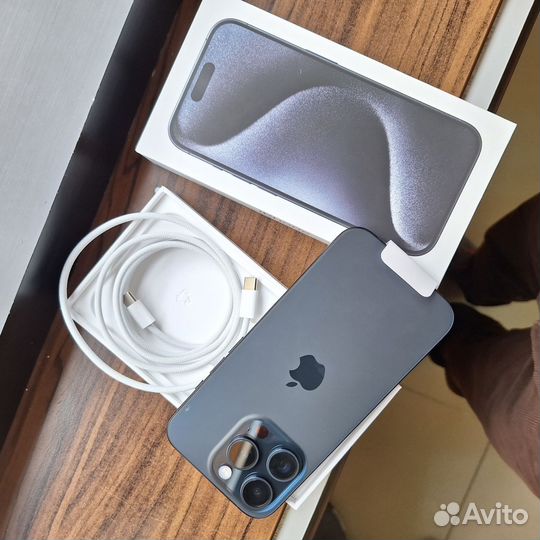 iPhone 15 Pro, 256 ГБ