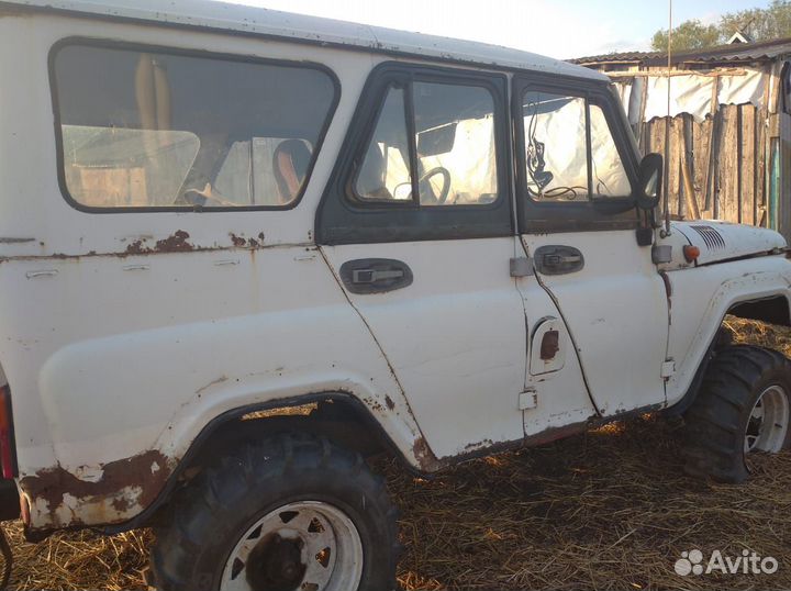УАЗ 31512 2.4 МТ, 1999, 100 000 км