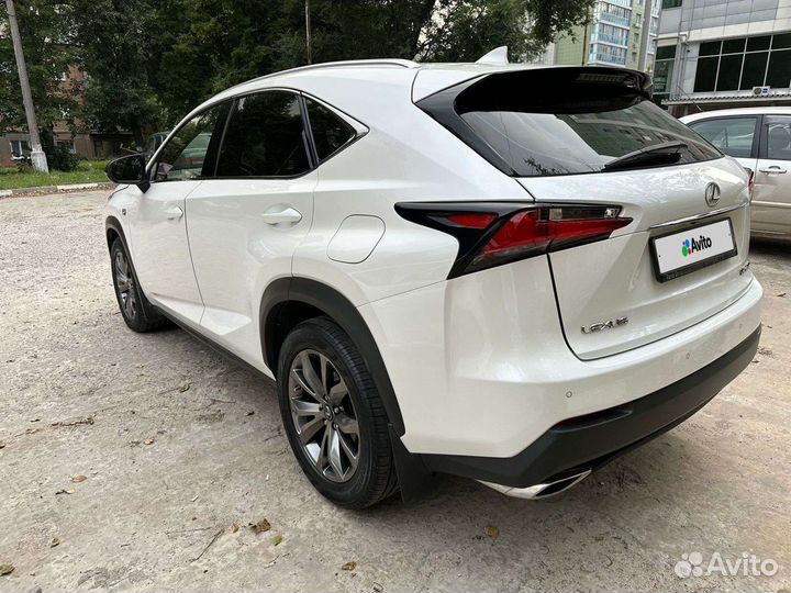Lexus NX, 2017