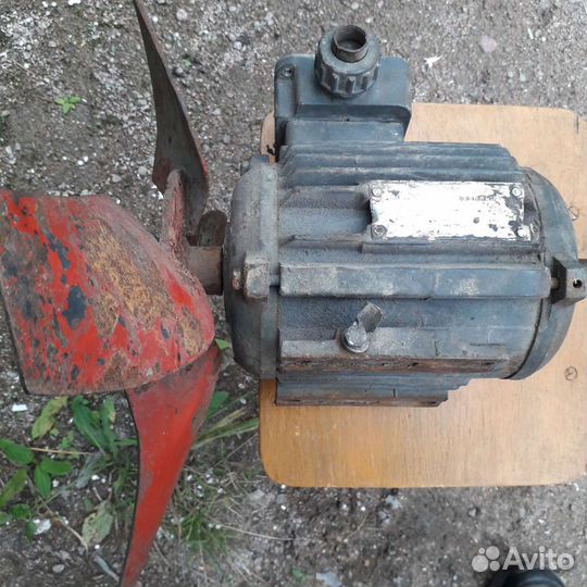Электродвигатель для швейной машины