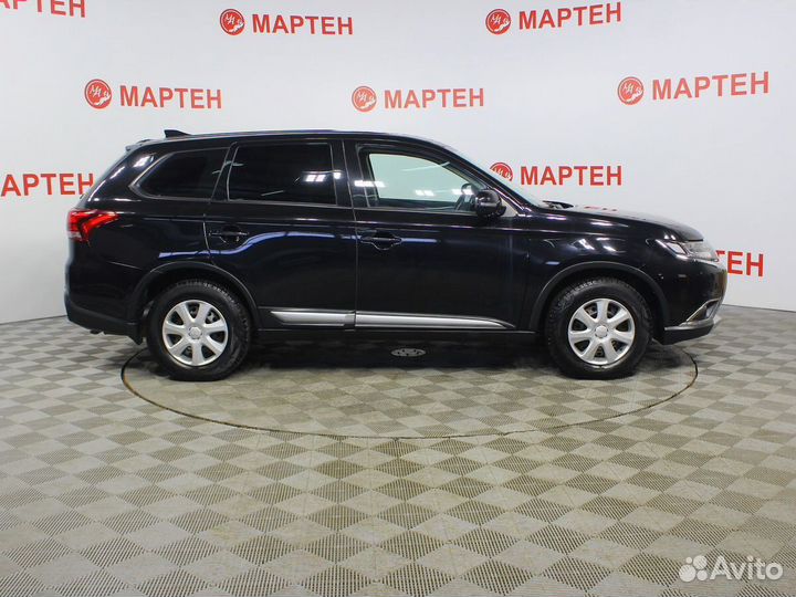 Mitsubishi Outlander 2.0 CVT, 2017, 123 927 км