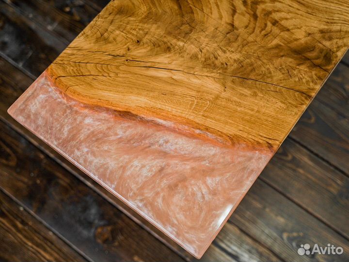 Журнальный столик из массива Вяза 