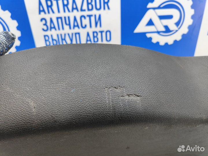 Обшивка крышки багажника Skoda Yeti 5L 1.4 caxa