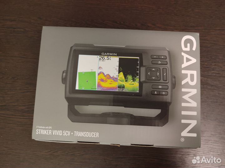 Эхолот Garmin striker Vivid 5cv.с датчиком GT20