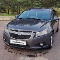 Chevrolet Cruze 1.8 MT, 2011, 220 000 км, с пробегом, цена 570 000 руб.