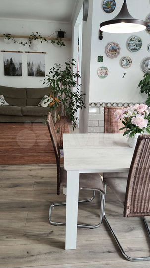 2-к. квартира, 66 м², 4/10 эт.