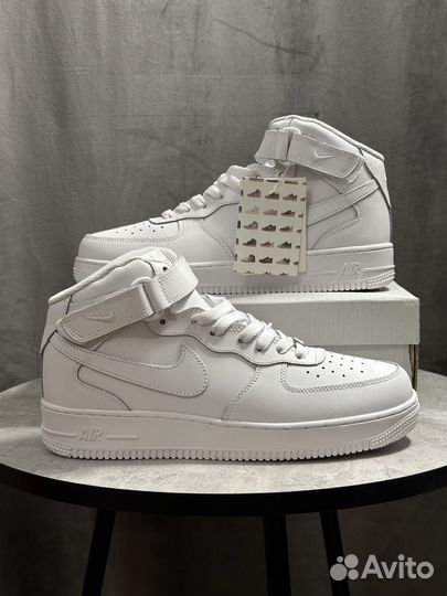 Nike Air Force 1 Mid White