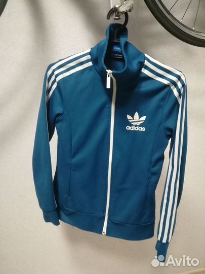 Спортивный костюм adidas женский