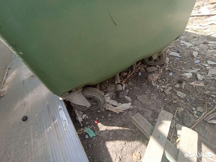 Мусорный бак