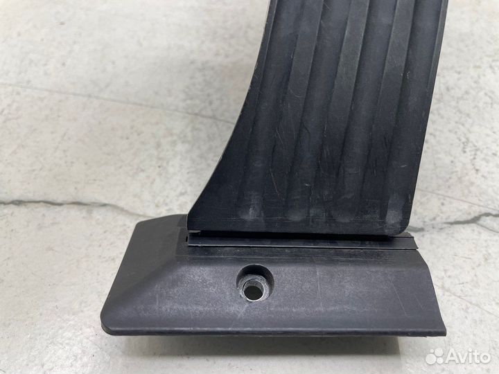 Педаль газа Bmw E60 E61 E63 E65 E66 E90