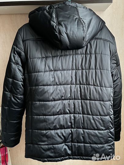 Пуховик зимний с мехом и капюшоном мужской