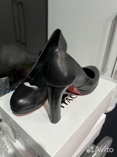 Туфли женские 37 размер новые