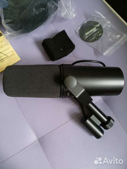 Динамический микрофон Shure Sm7B