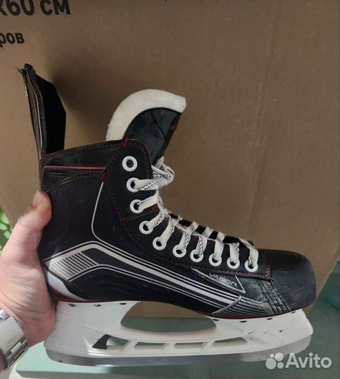 Хоккейные коньки bauer vapor x500 41 размер