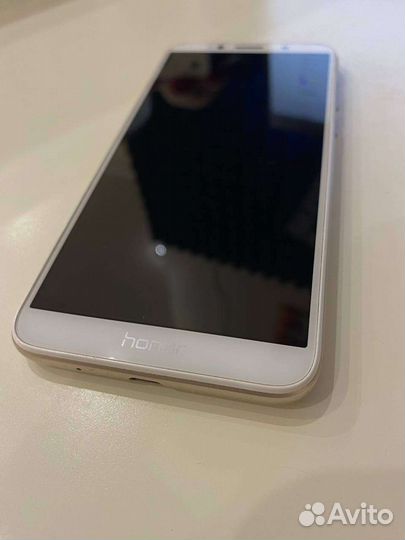 Телефон бу Honor 7A