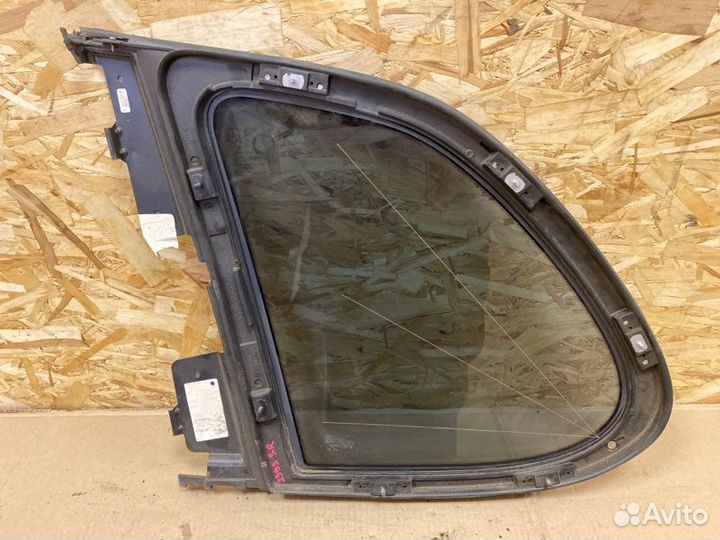 Стекло кузовное заднее правое Porsche Cayenne 957