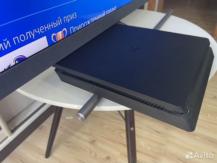 Игровая приставка ps4 slim 1tb