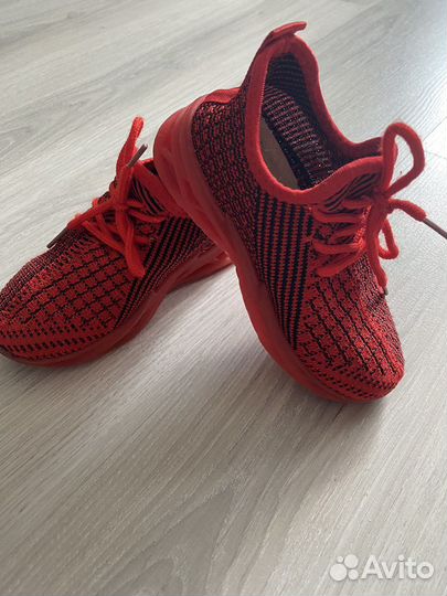 Кроссовки детские 25 размер